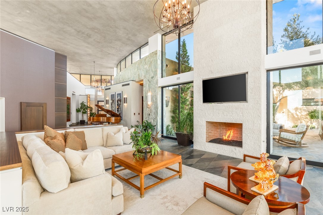 5 Promontory Ridge Drive