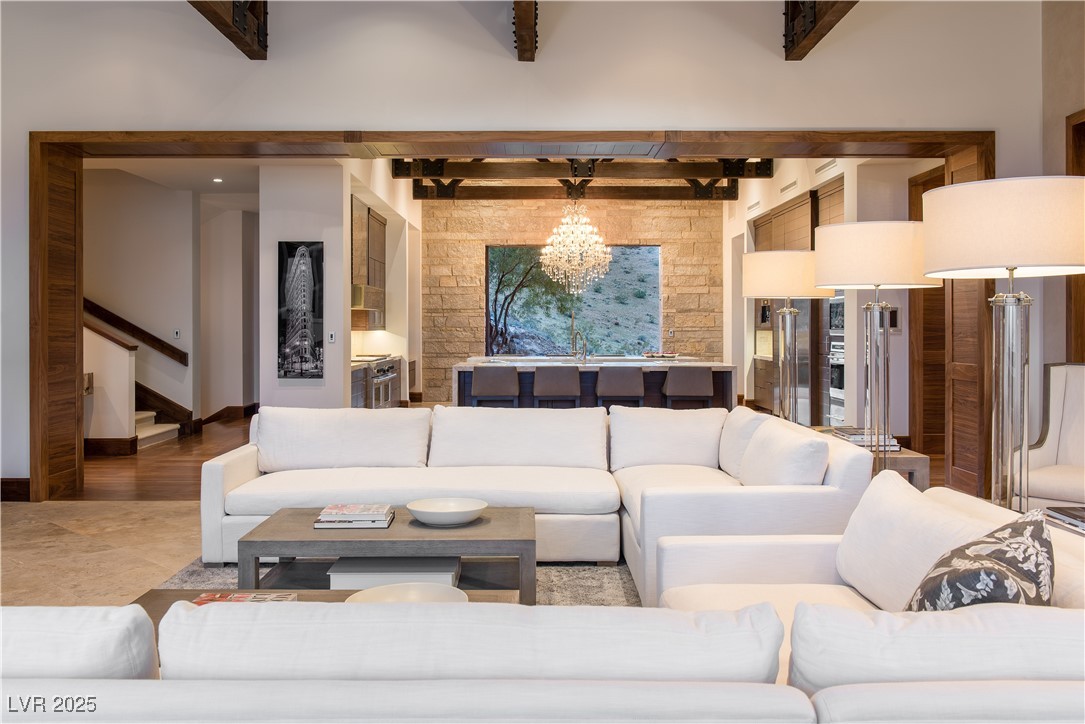 5 Promontory Pointe Lane