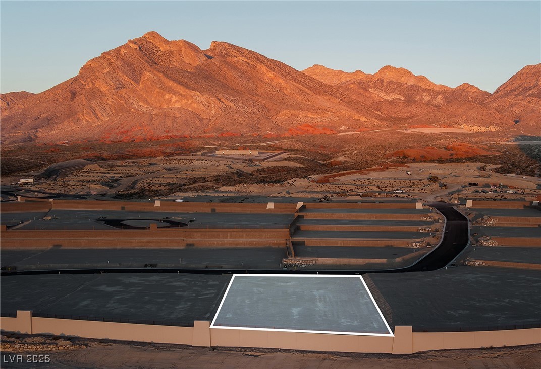 22 Skyfall Point Drive