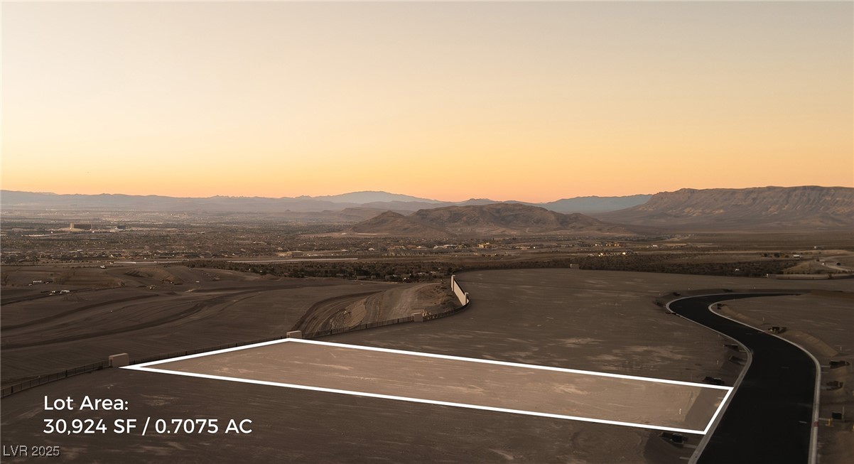 22 Skyfall Point Drive