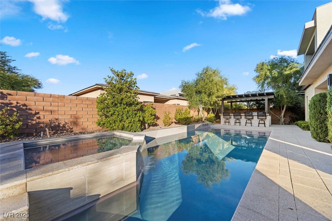 36 Hunting Horn Drive