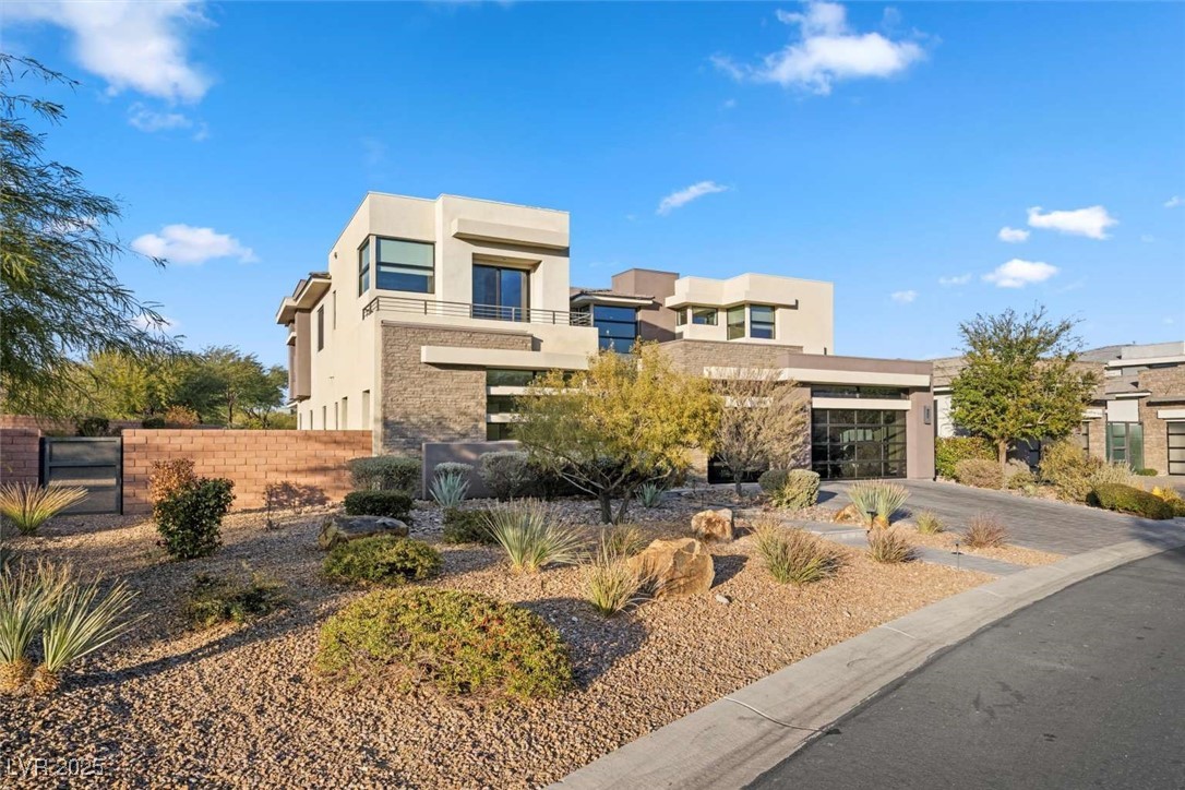 36 Hunting Horn Drive