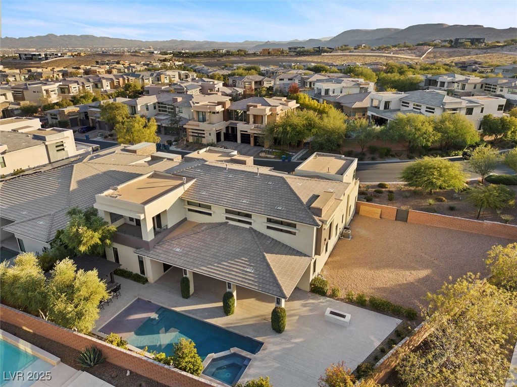 36 Hunting Horn Drive