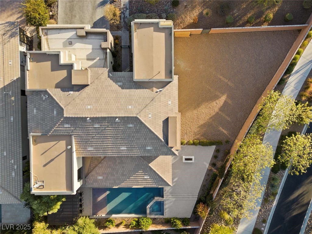 36 Hunting Horn Drive