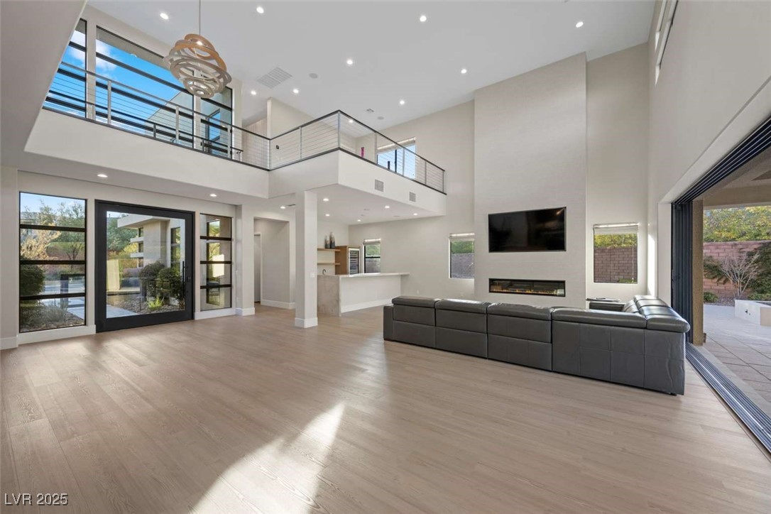 36 Hunting Horn Drive