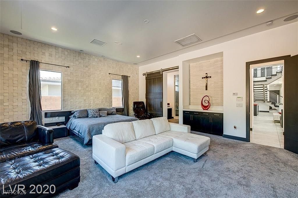 54 Coralwood Drive