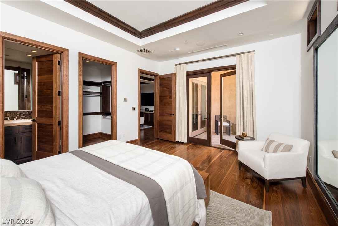 5 PROMONTORY POINTE Lane