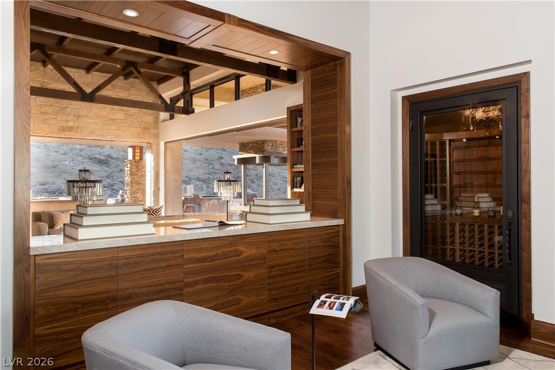 5 PROMONTORY POINTE Lane