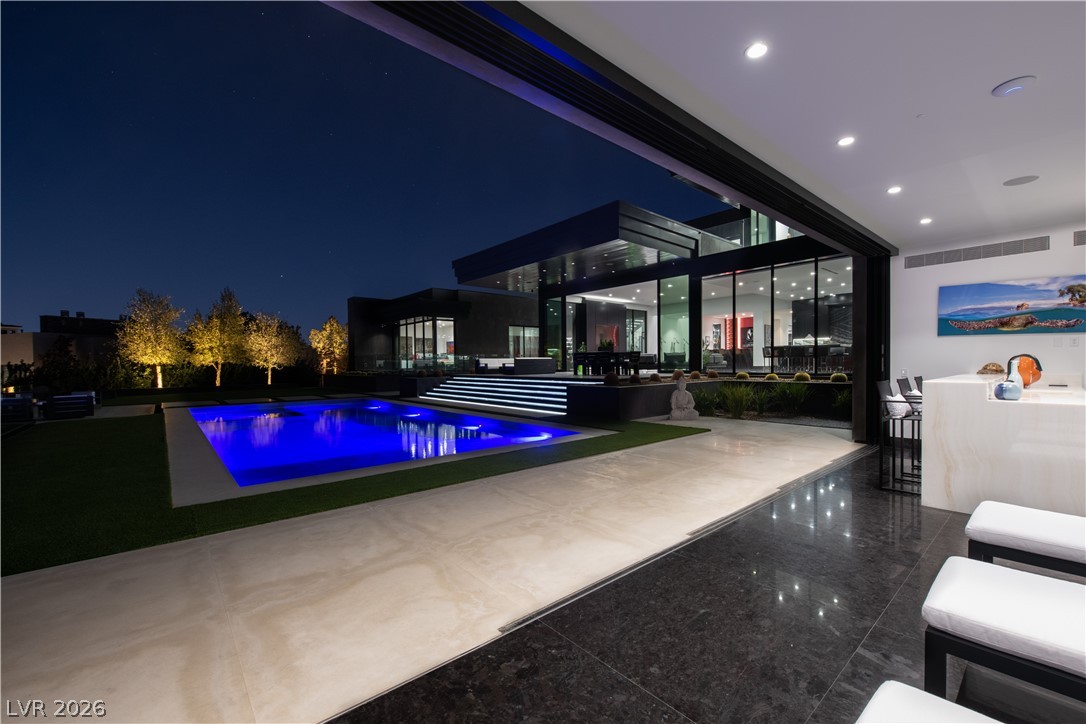 44 Hawk Ridge Drive