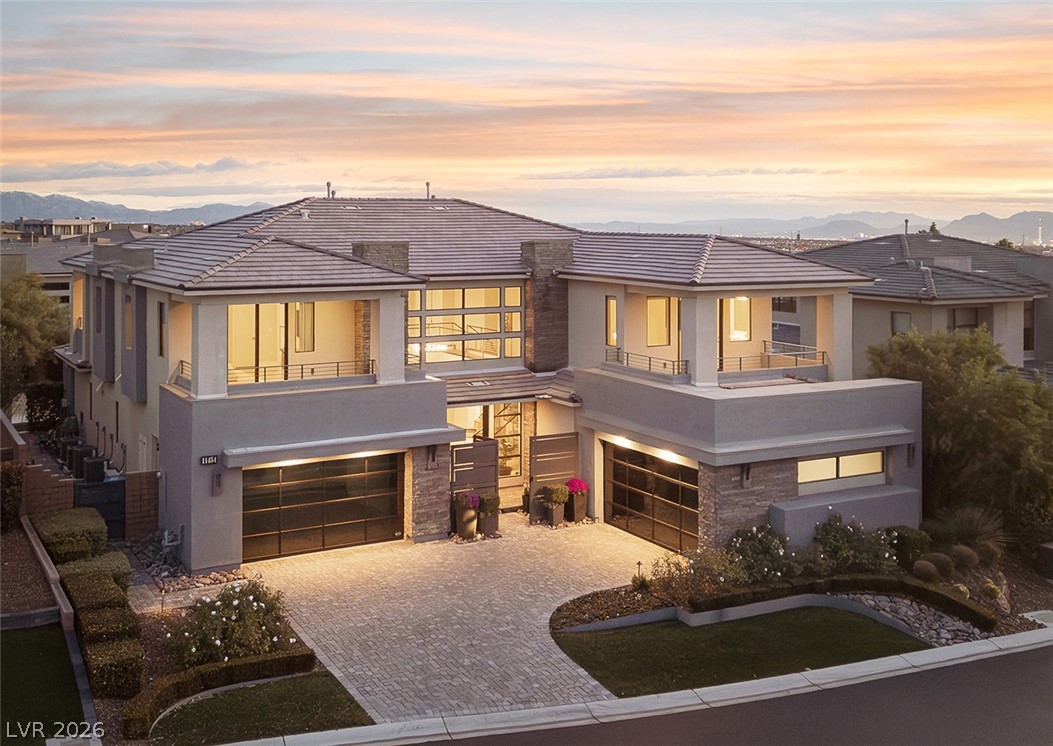 11454 Ruby Falls Way