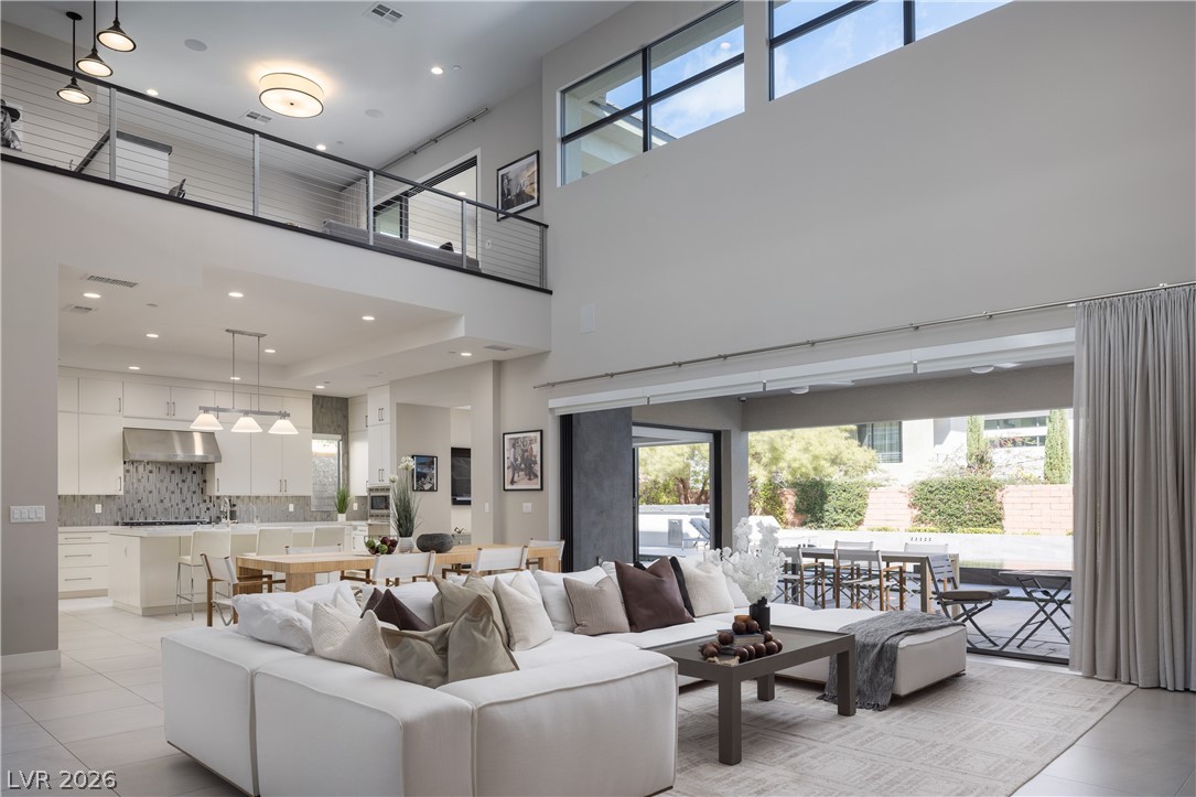 11454 Ruby Falls Way