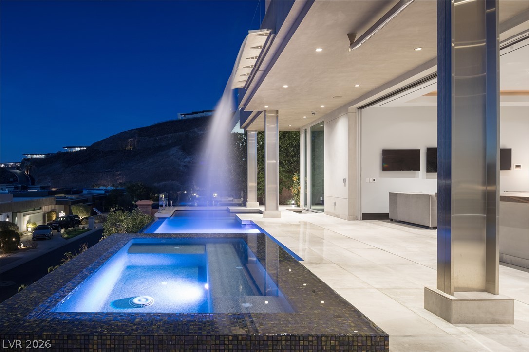 677 Tranquil Rim Court