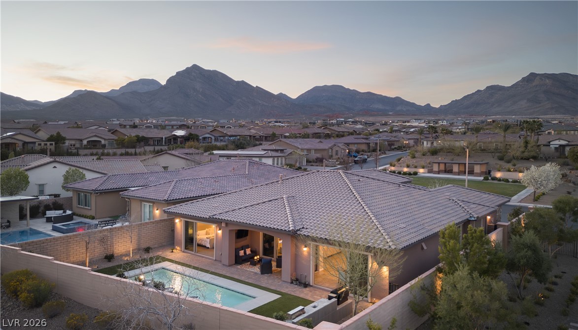 264 Tarragona Breeze Avenue