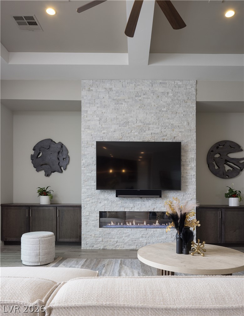 264 Tarragona Breeze Avenue