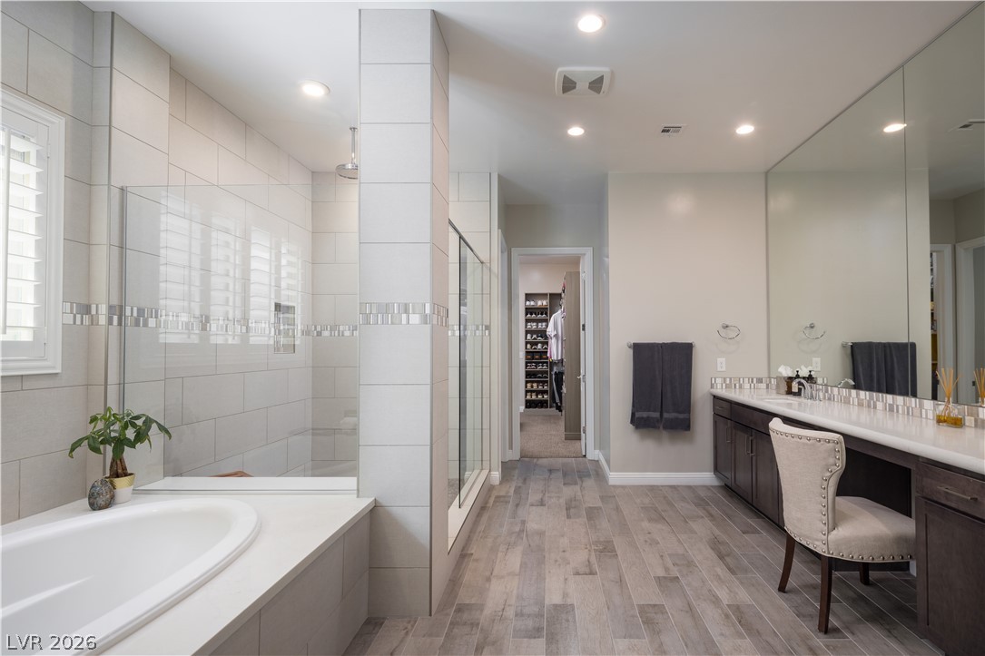 264 Tarragona Breeze Avenue