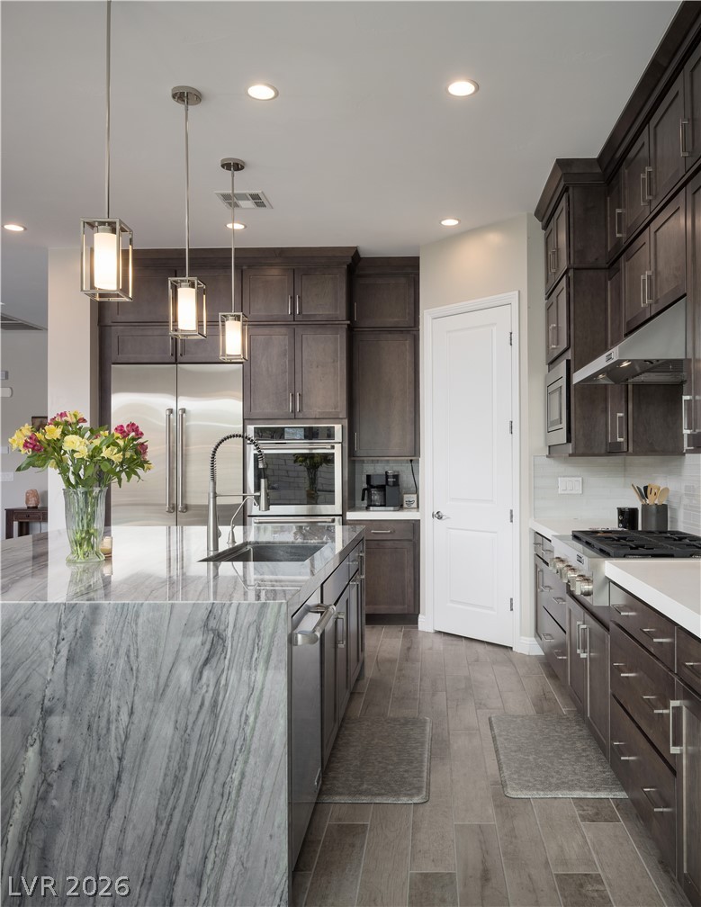 264 Tarragona Breeze Avenue