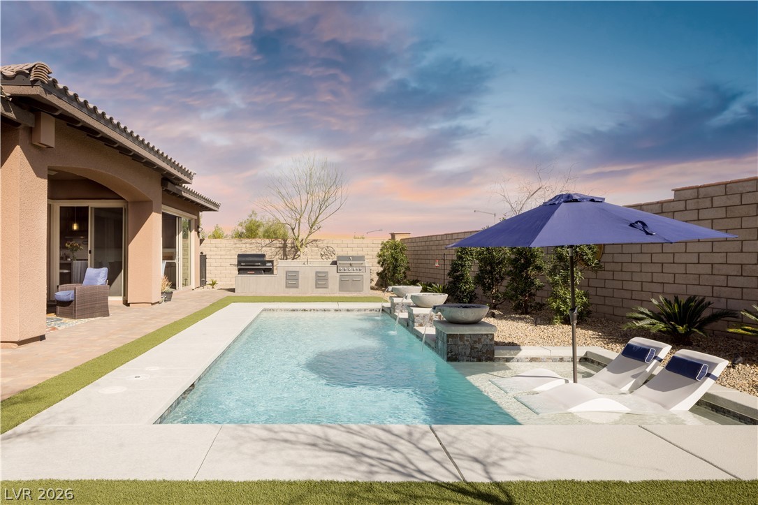 264 Tarragona Breeze Avenue