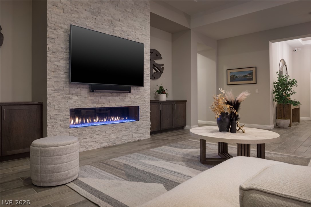 264 Tarragona Breeze Avenue