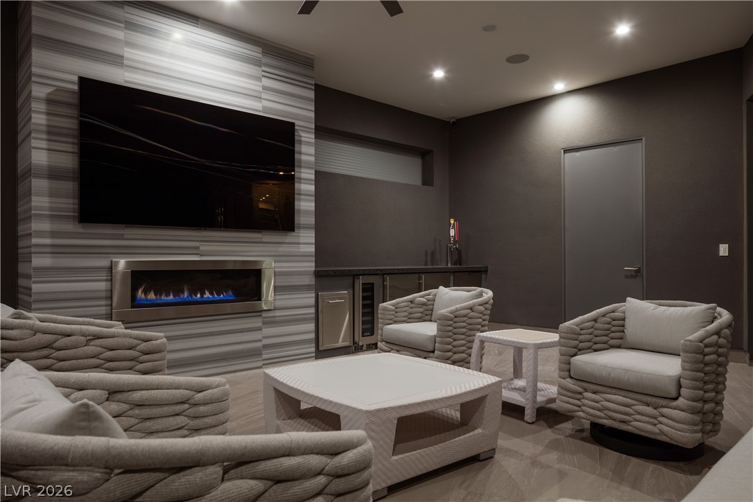 19 Flying Cloud Lane