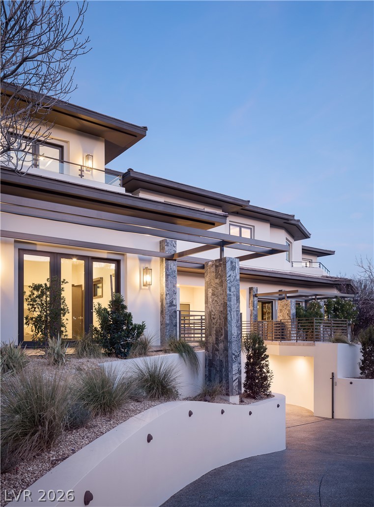 6 Bright Hollow Court