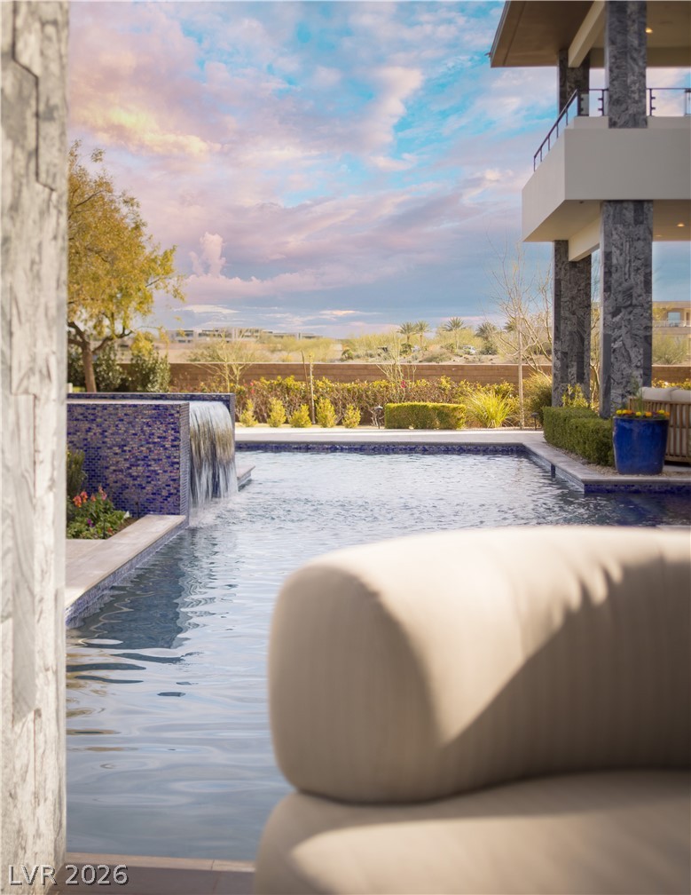 6 Bright Hollow Court