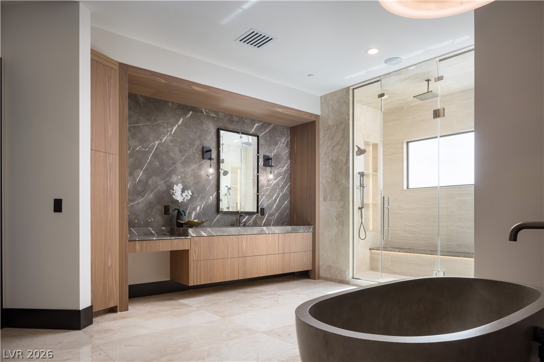 6 Bright Hollow Court