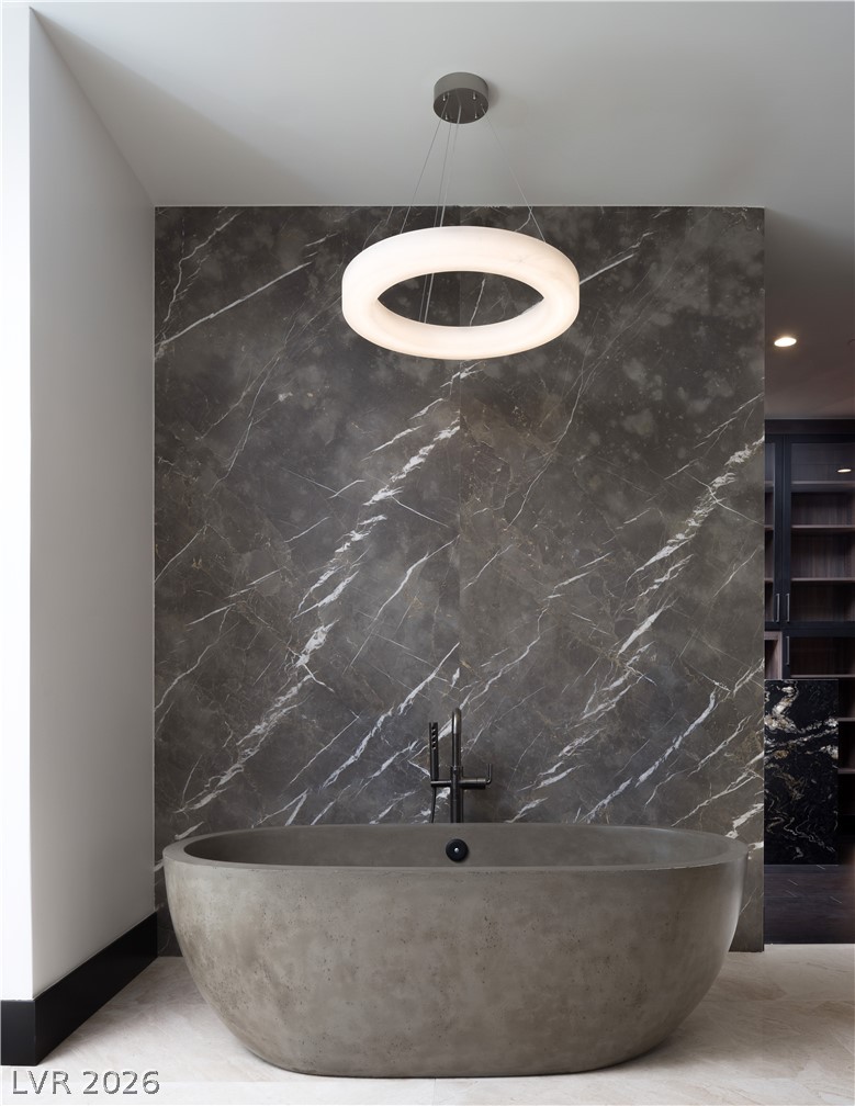 6 Bright Hollow Court