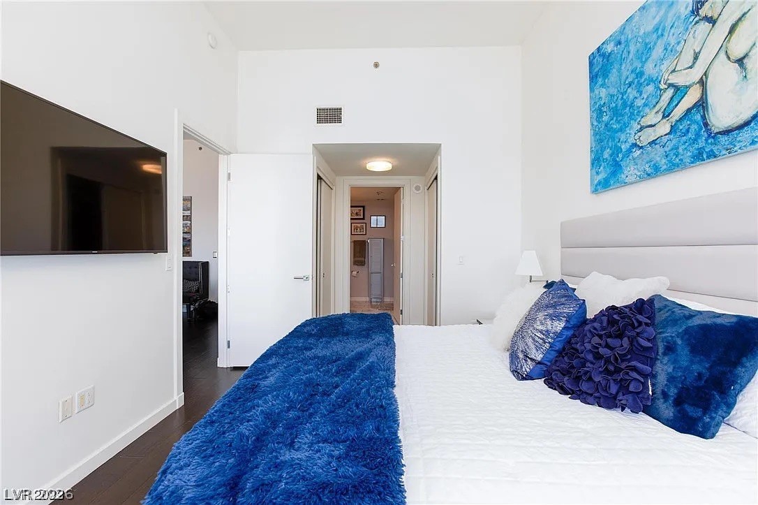 4471 Dean Martin Drive 3508