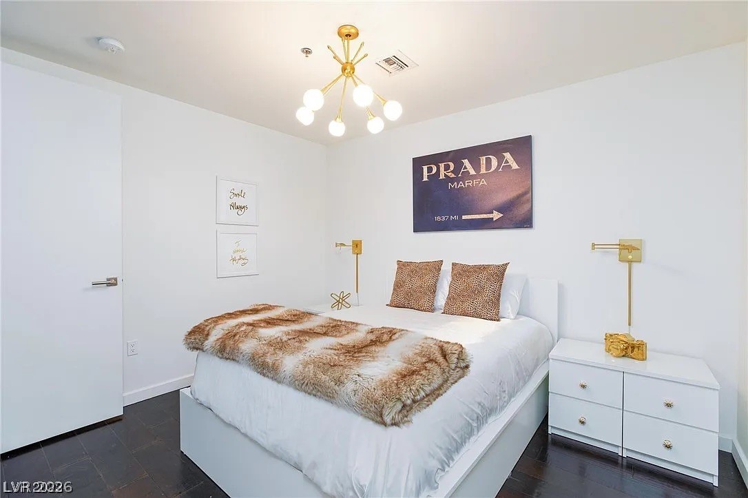 4471 Dean Martin Drive 3508