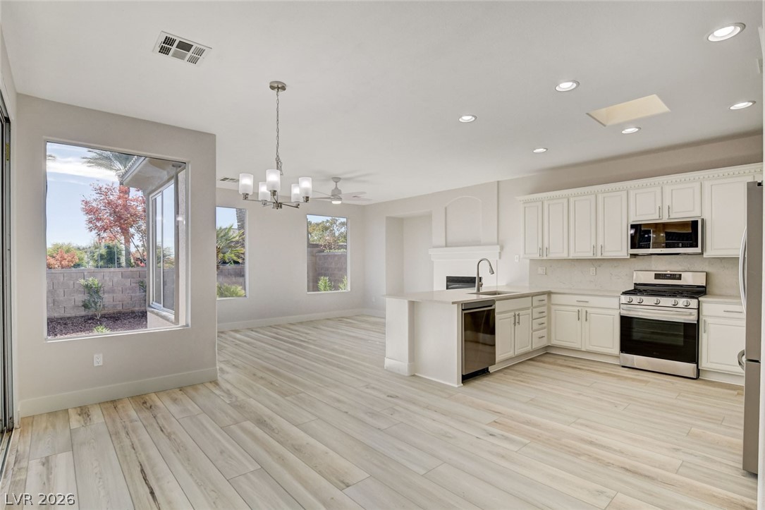 10623 Riva De Fiore Avenue
