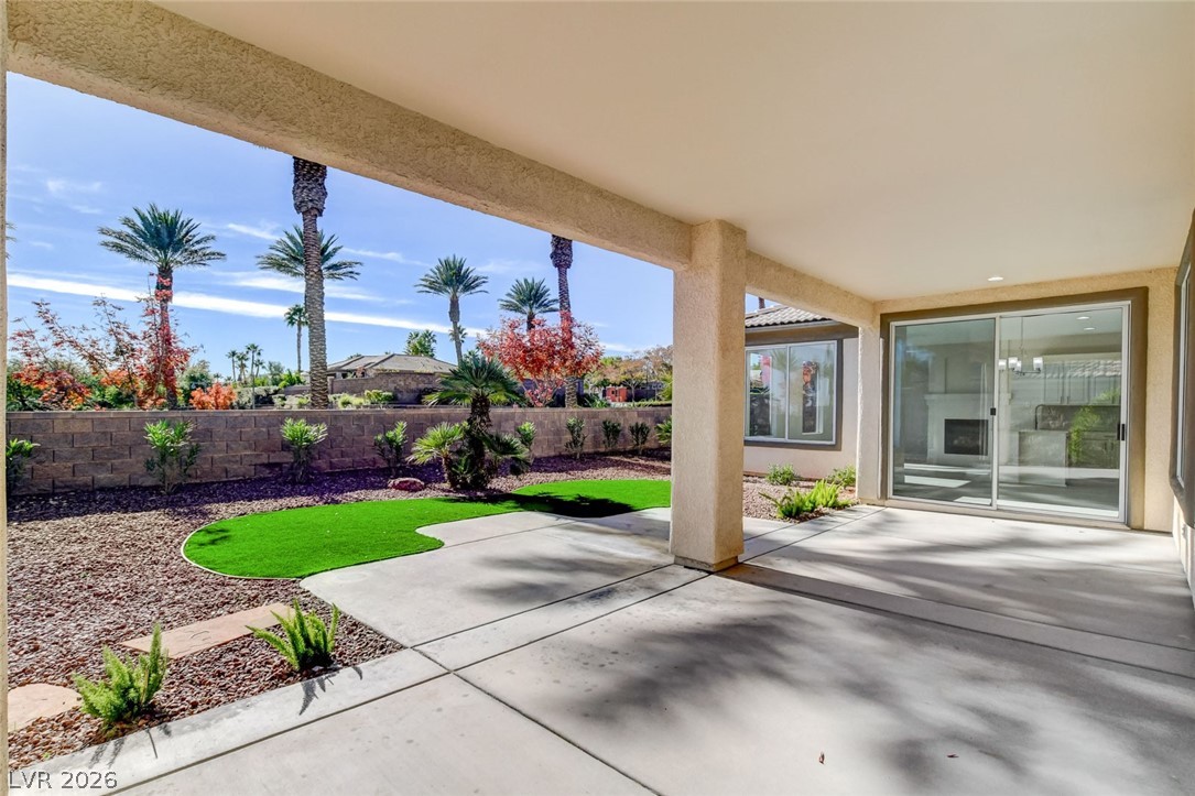 10623 Riva De Fiore Avenue