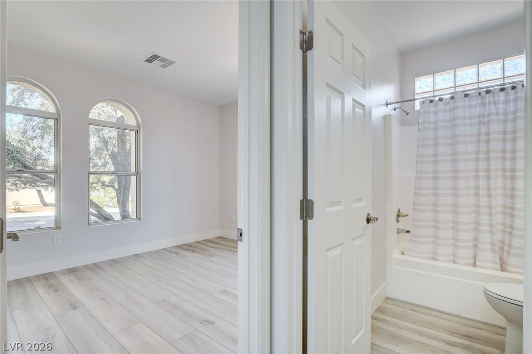 10623 Riva De Fiore Avenue