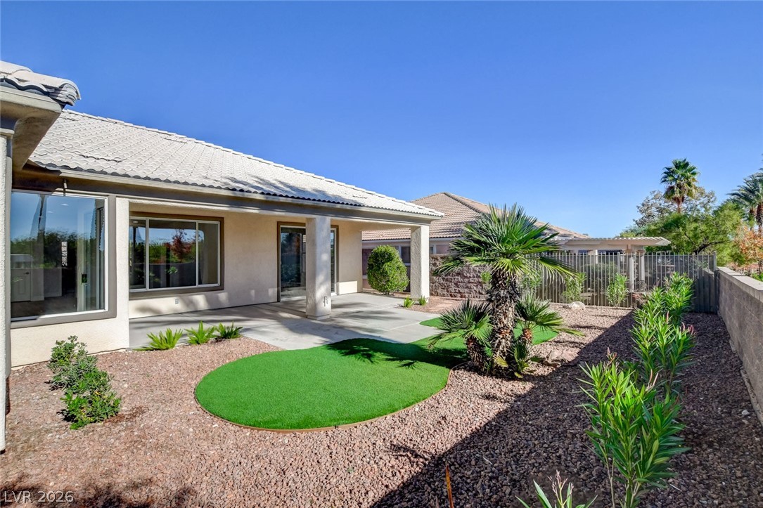 10623 Riva De Fiore Avenue