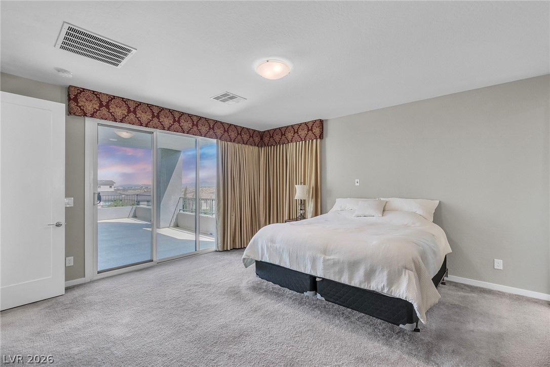 6194 Amber View Street