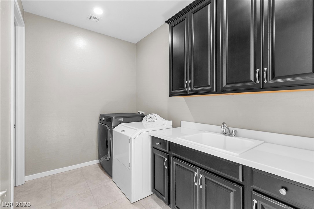 6194 Amber View Street