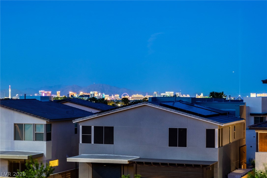 6194 Amber View Street