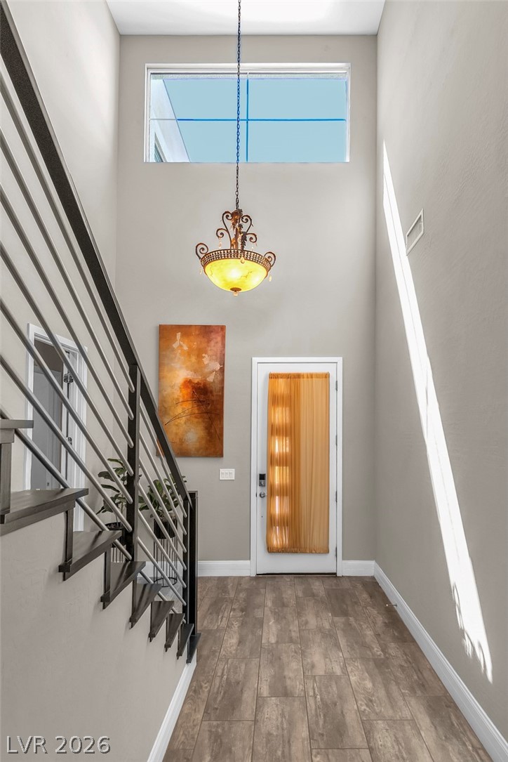 6194 Amber View Street