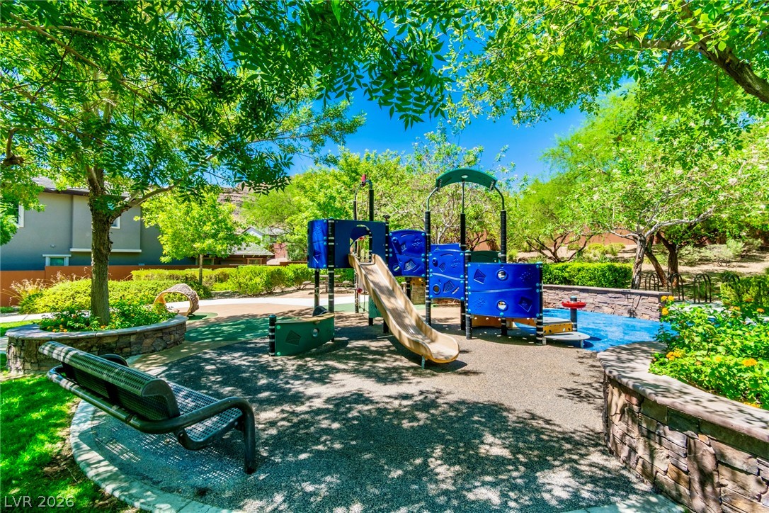 5851 Glory Heights Drive