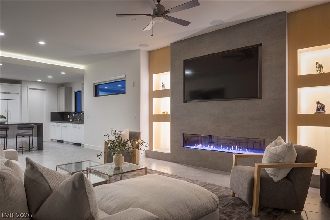 2192 Overlook Canyon Lane