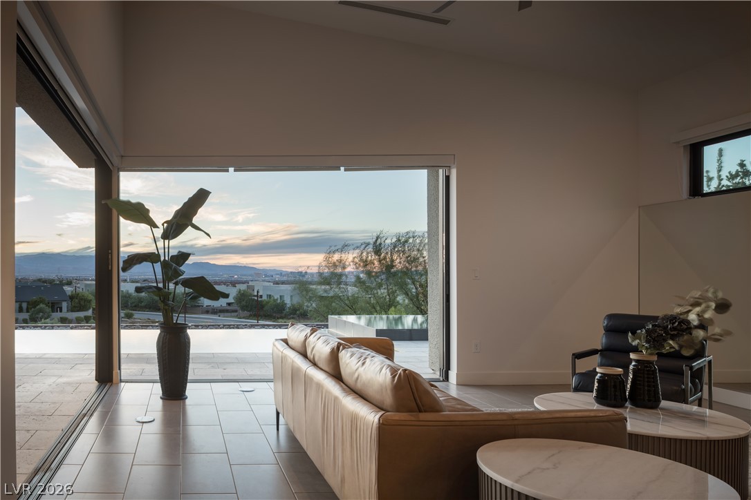 2192 Overlook Canyon Lane