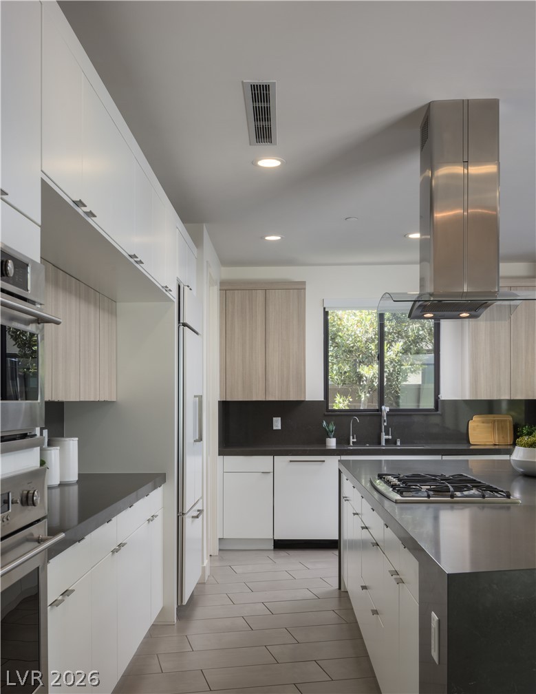 2192 Overlook Canyon Lane