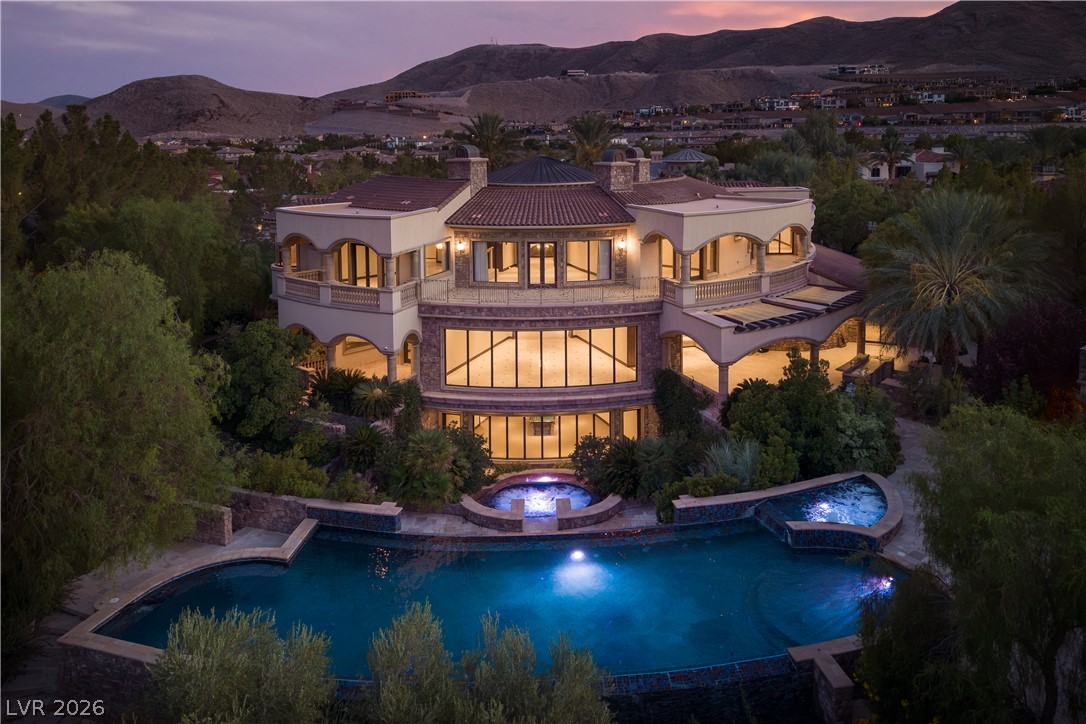 18 Olympia Hills