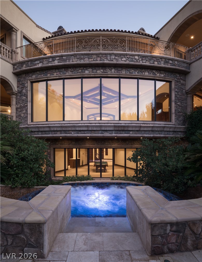 18 Olympia Hills