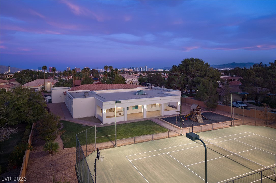3035 Montessouri Street
