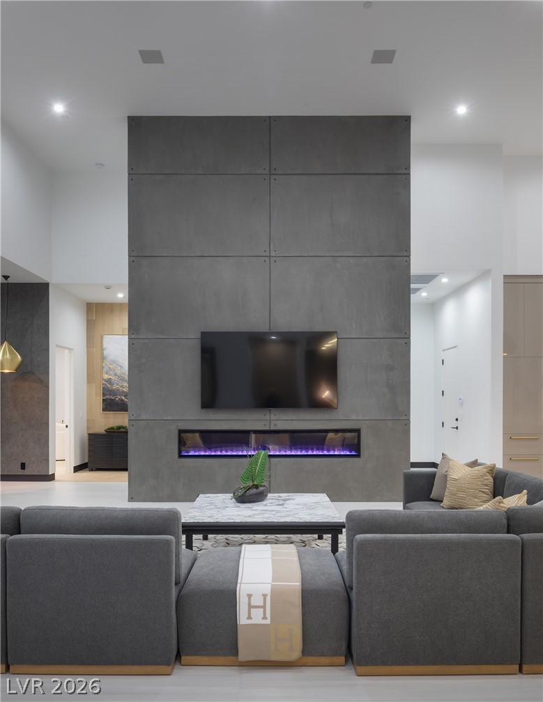 38 Skybird Court
