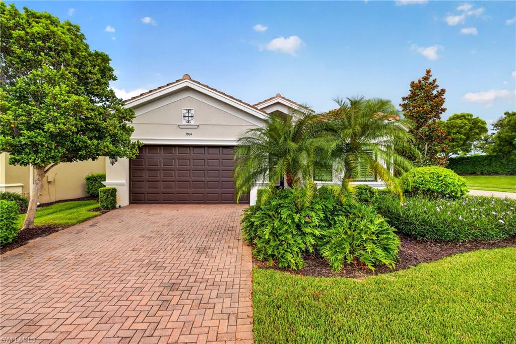 3804 Columbia CT