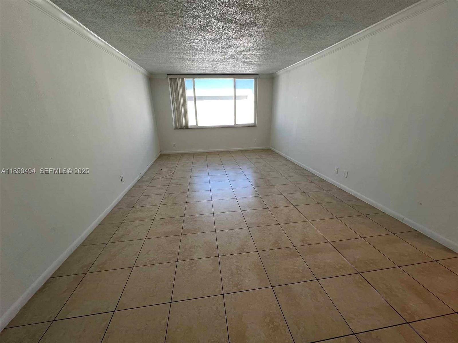 3257 NE 13th Street 402