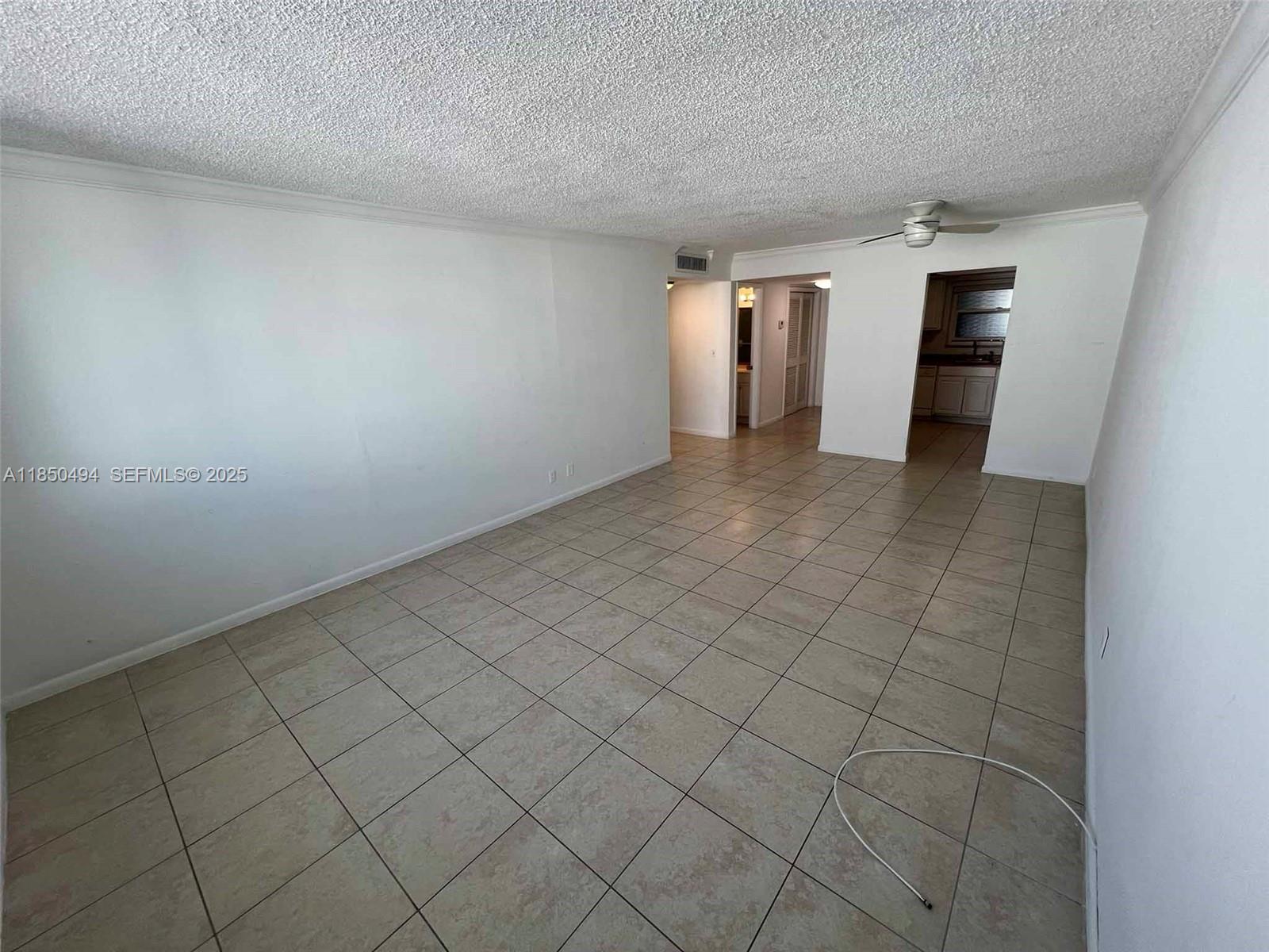 3257 NE 13th Street 402