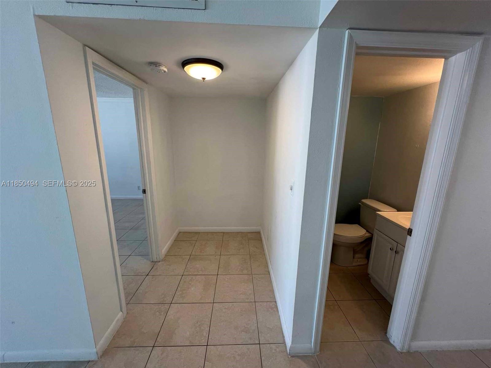 3257 NE 13th Street 402