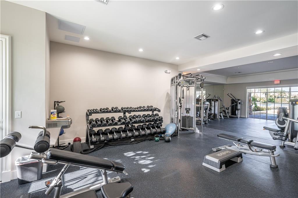 2900 W Stonebrook Cir